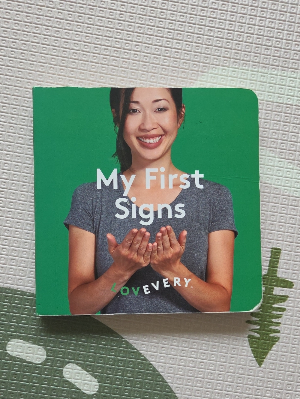 💙 Lovevery My First Signs Board Book
